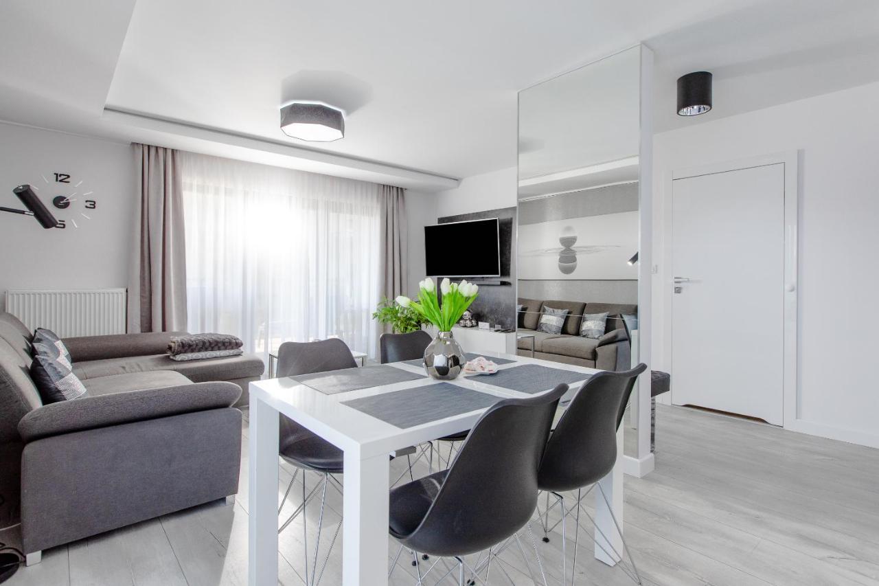 Apartament Linia Komfortu Gardenia Dziwnow Z Widokiem Na Morze Epapartamenty Esterno foto