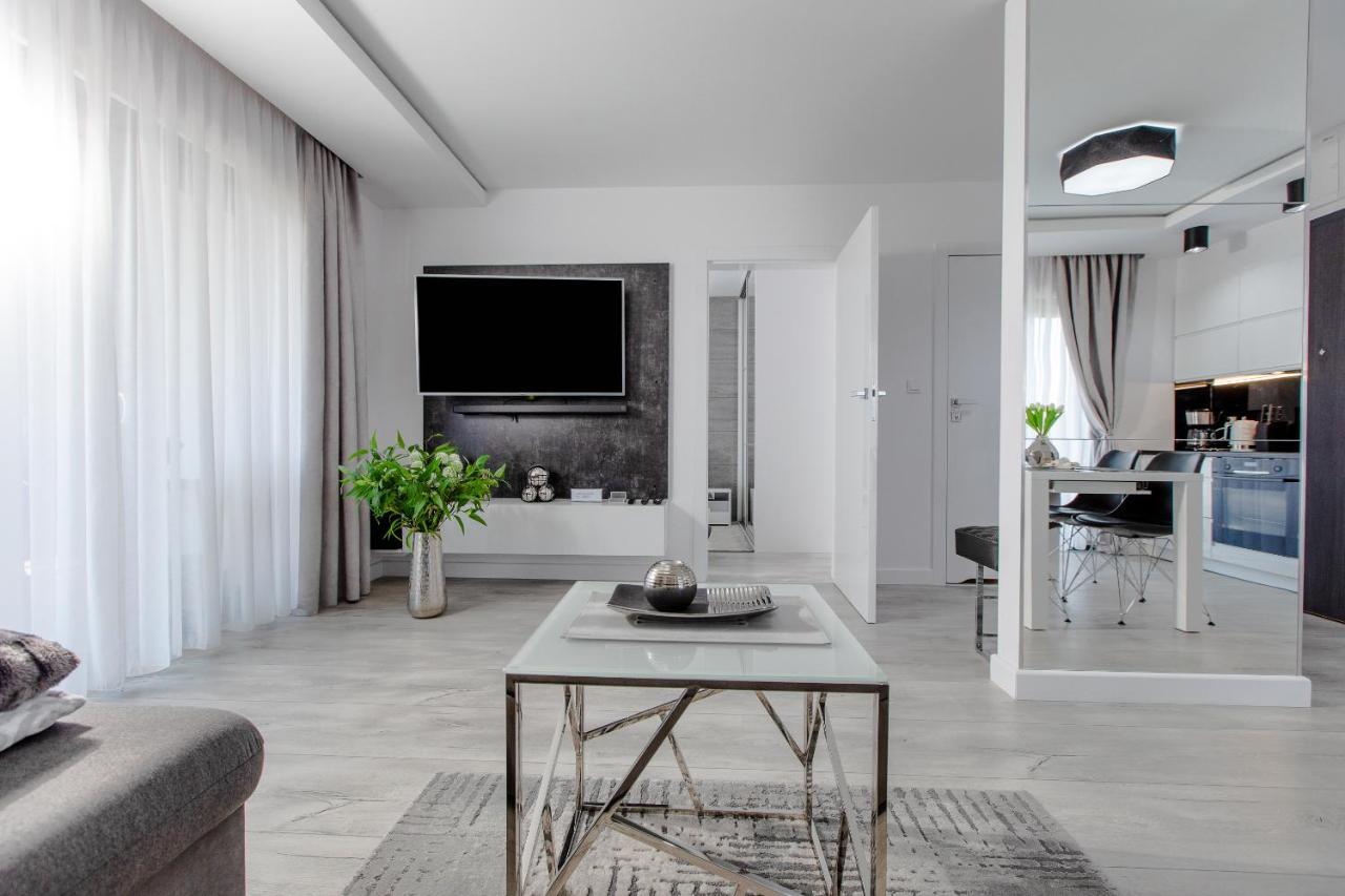Apartament Linia Komfortu Gardenia Dziwnow Z Widokiem Na Morze Epapartamenty Esterno foto