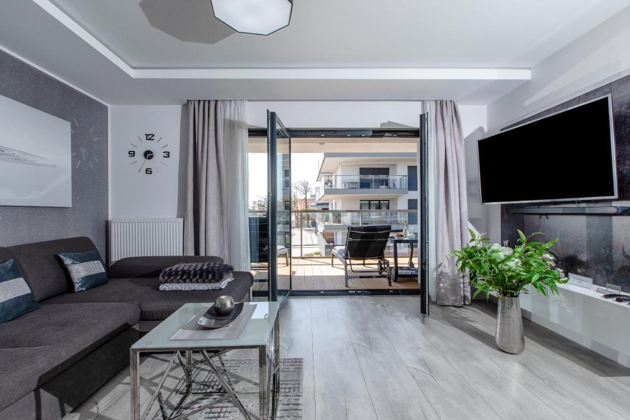 Apartament Linia Komfortu Gardenia Dziwnow Z Widokiem Na Morze Epapartamenty Esterno foto