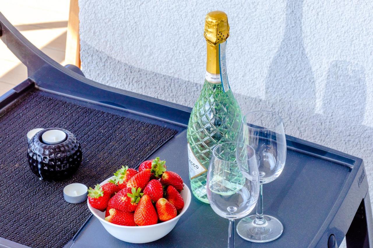Apartament Linia Komfortu Gardenia Dziwnow Z Widokiem Na Morze Epapartamenty Esterno foto