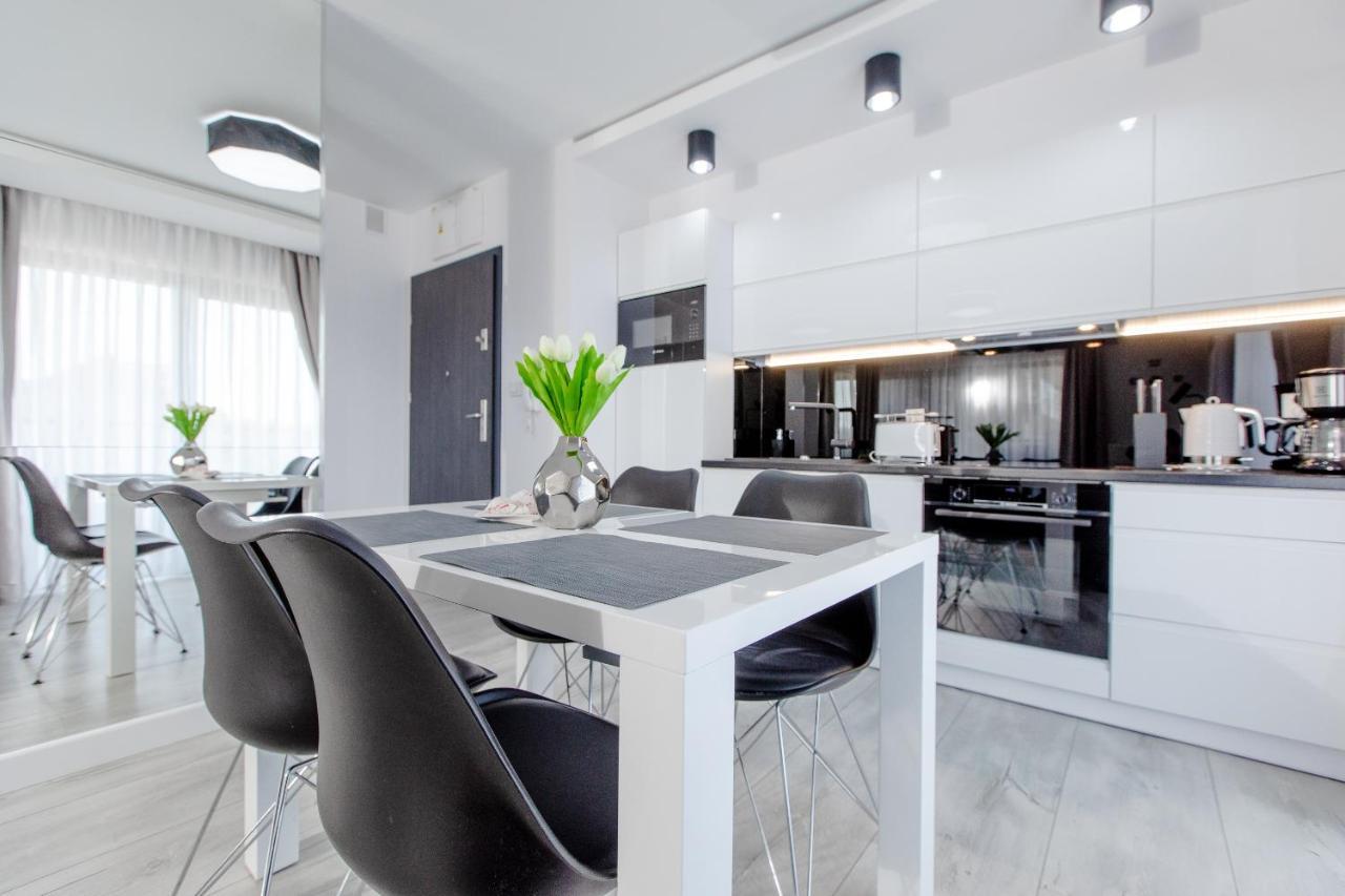 Apartament Linia Komfortu Gardenia Dziwnow Z Widokiem Na Morze Epapartamenty Esterno foto