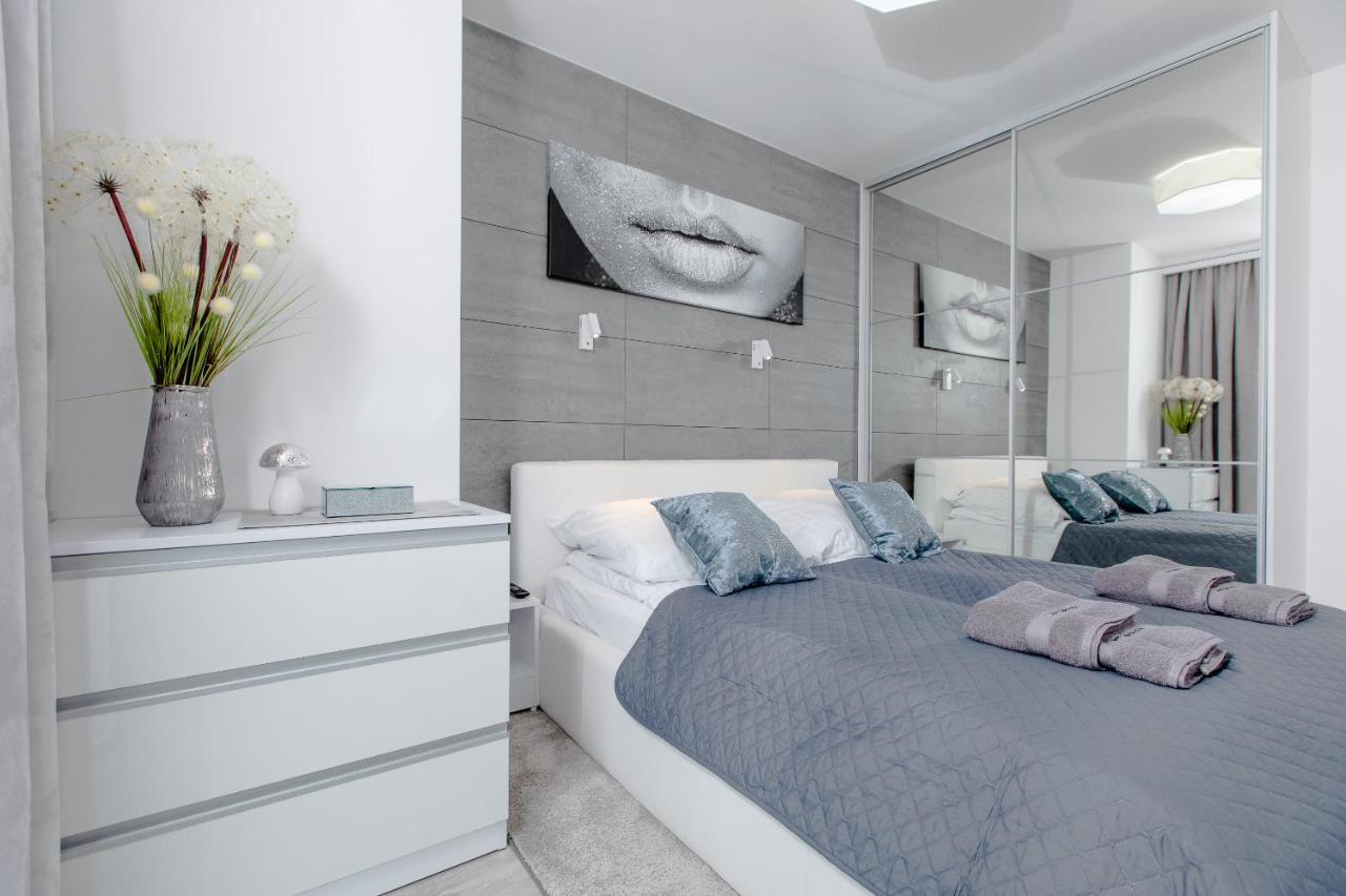 Apartament Linia Komfortu Gardenia Dziwnow Z Widokiem Na Morze Epapartamenty Esterno foto
