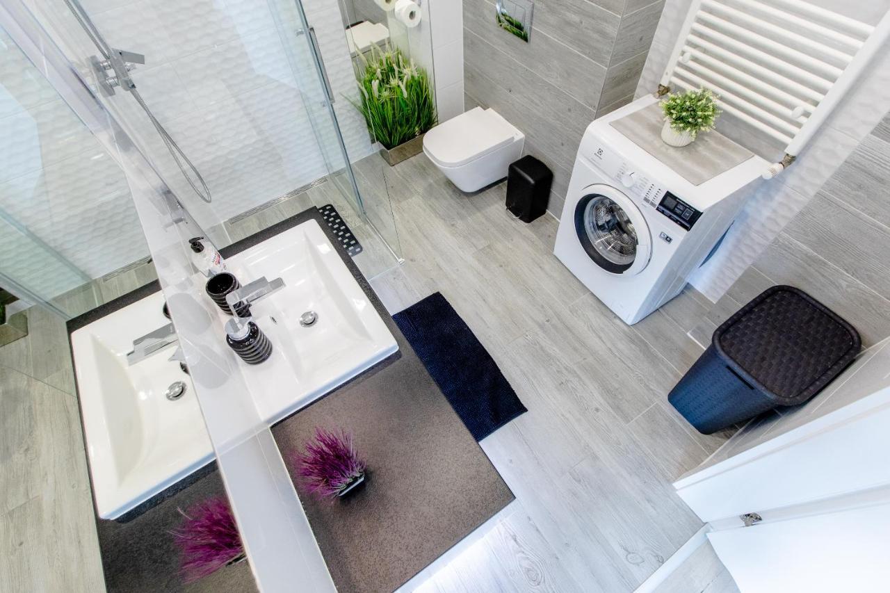 Apartament Linia Komfortu Gardenia Dziwnow Z Widokiem Na Morze Epapartamenty Esterno foto